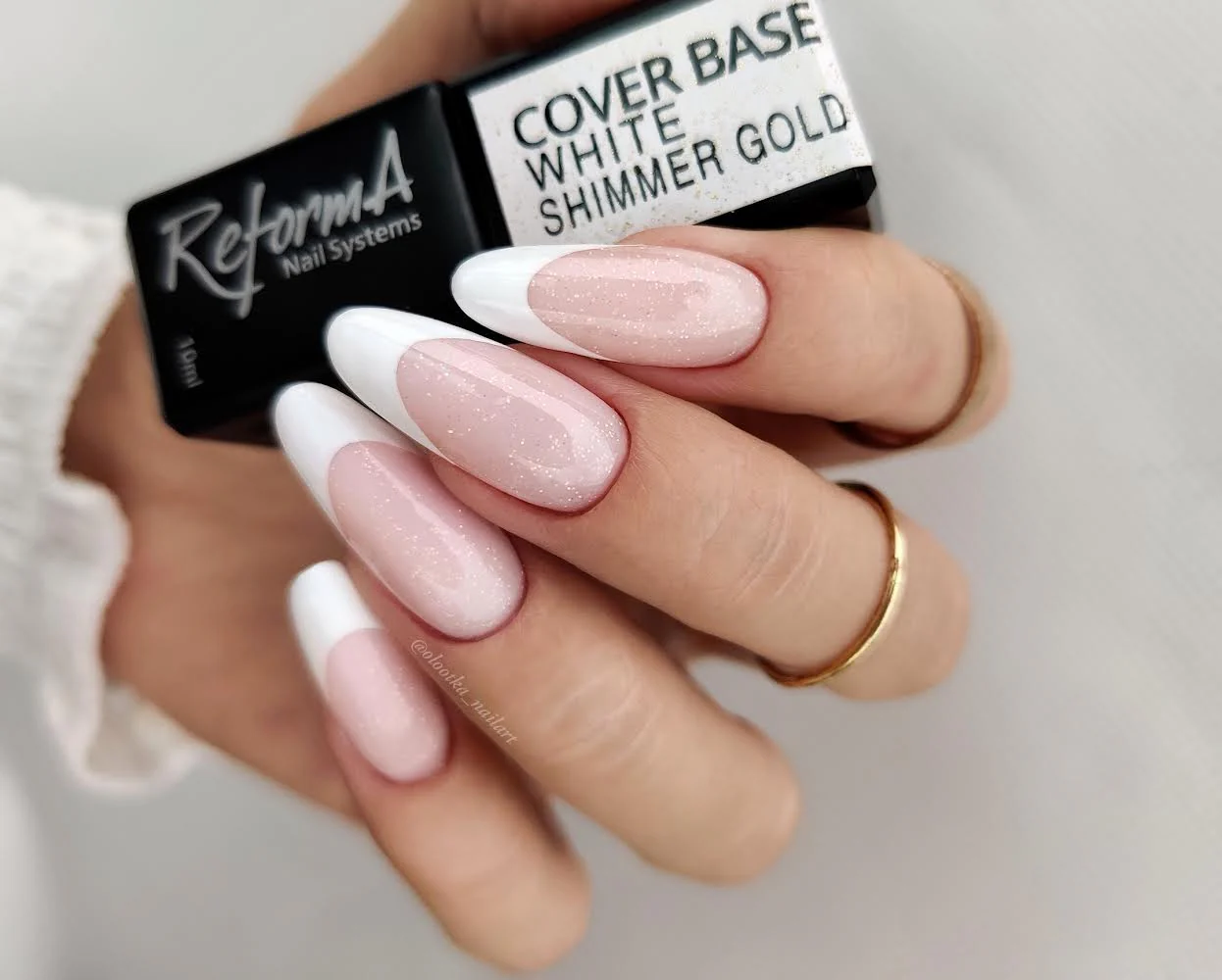 Cover Base - White Shimmer Gold, 10 ml - Image 3