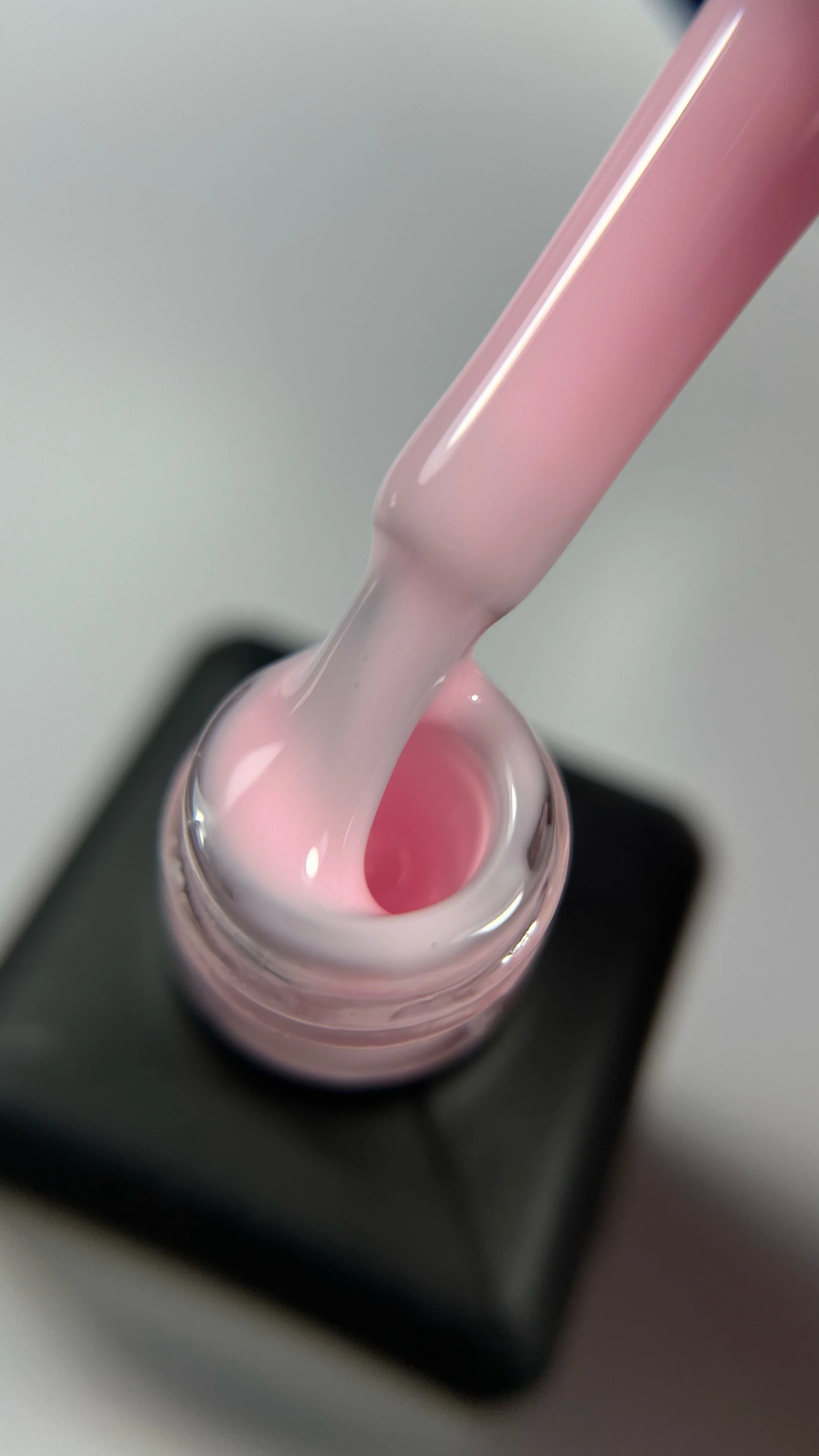 Cover Base - Pink Water API, 10 ml - Image 3